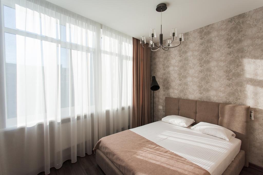 Modern Double Bedroom Apartment In Arkadia Odessa Extérieur photo